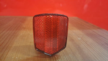 Zadní odrazka na sedlovku