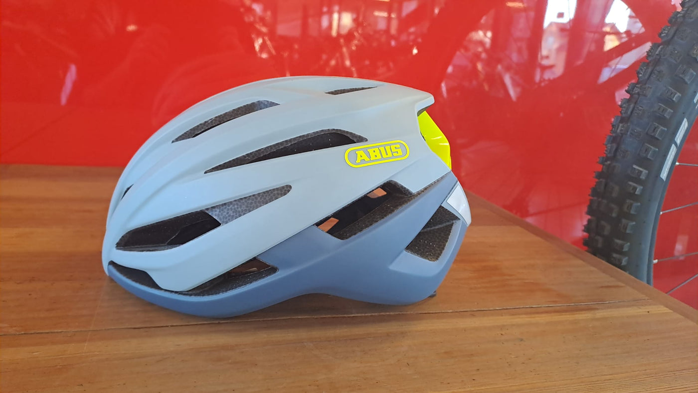 abus fahrradhelm 52-58 Cyklistische Helme ABUS Stormchaser Hellgrau M (52