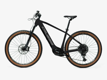 Crussis ONE-Largo 10.9-M model 2024